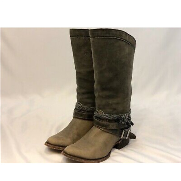Buckle Indie Spirit Distressed Boots - Picture 4 of 6
